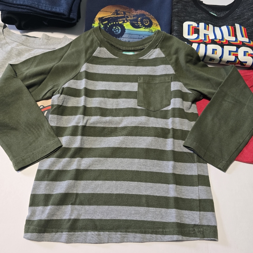 Boys 5T Graphic Tops Assorted Brand Bundle - 13 Items - Picture 2 of 16